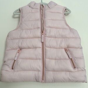 NWT- puffer vest from Gymboree size 3T